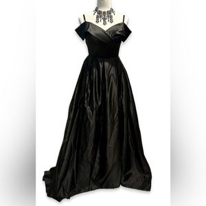 ❤️❤️❤️❤️ HP whoohoo ⭐️ Stunning formal black wedding dress-NWT